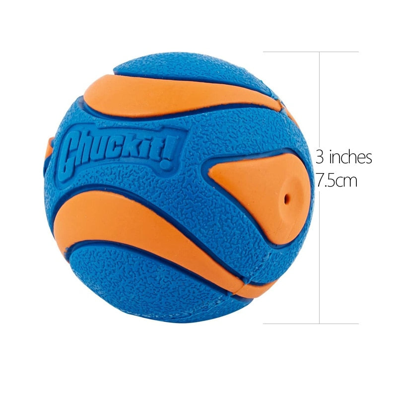 Vysoce odolný pískací míček